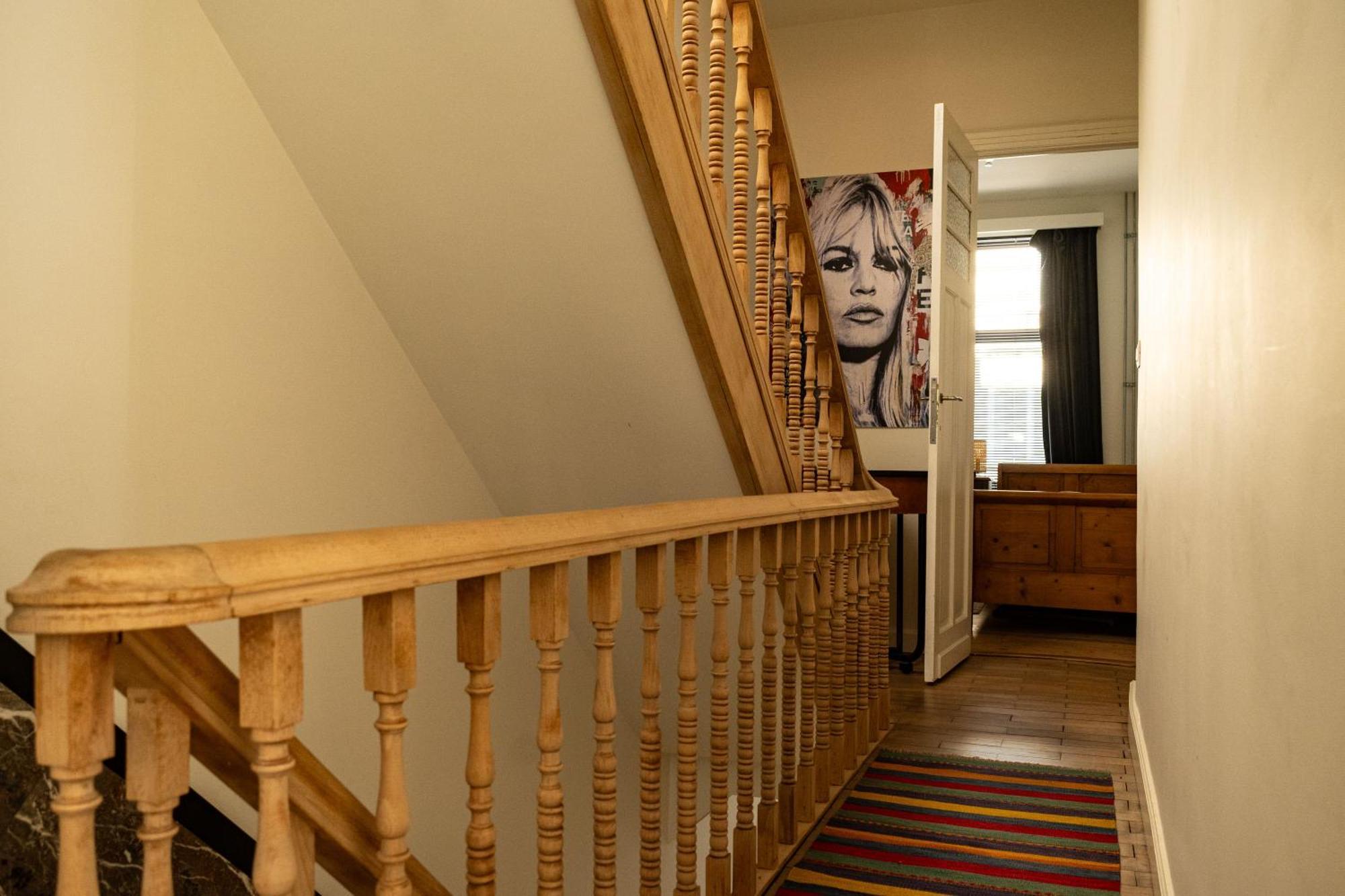 Huis Agnes ออสเทนด์ ภายนอก รูปภาพ